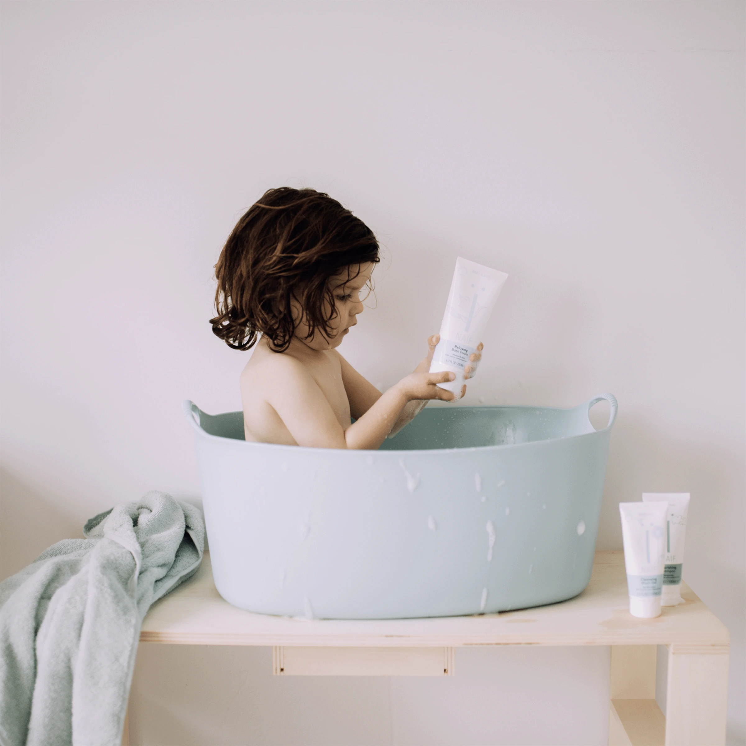 Baby & Kids Entspannender Badeschaum – Bild 4